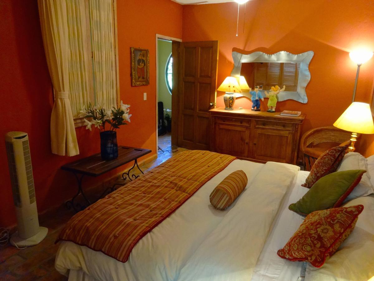 Casa Calderoni Bed & Breakfast ซานมิเกล เด อาเญนเด ภายนอก รูปภาพ